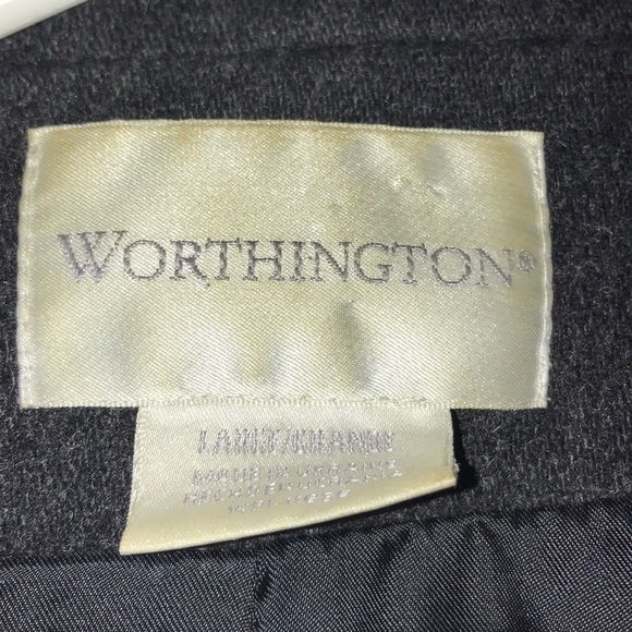 Very nice Pea Coat by Worthington - Picture 4 of 4